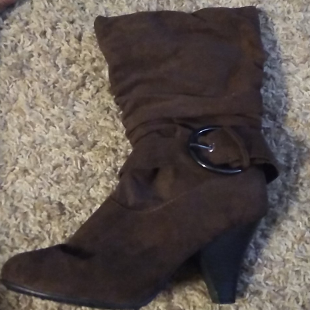 Brown boots